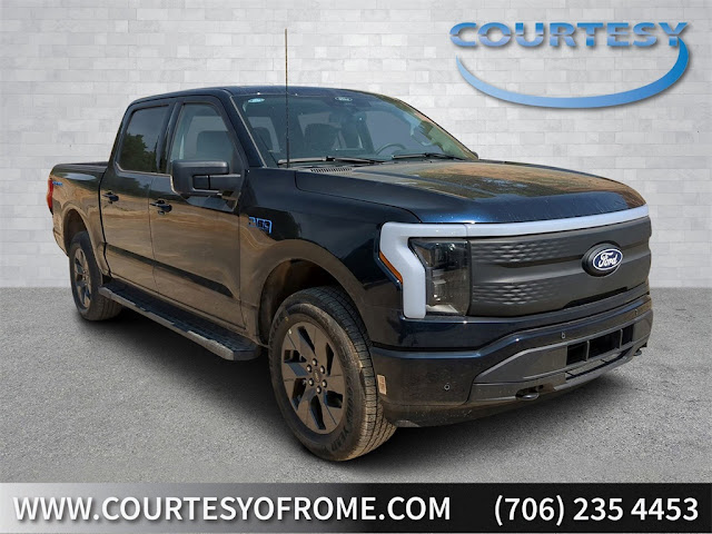 2025 Ford F-150 Lightning Flash
