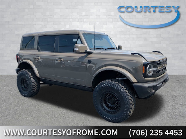2025 Ford Bronco Outer Banks