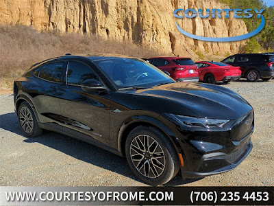 2025 Ford Mustang Mach-E